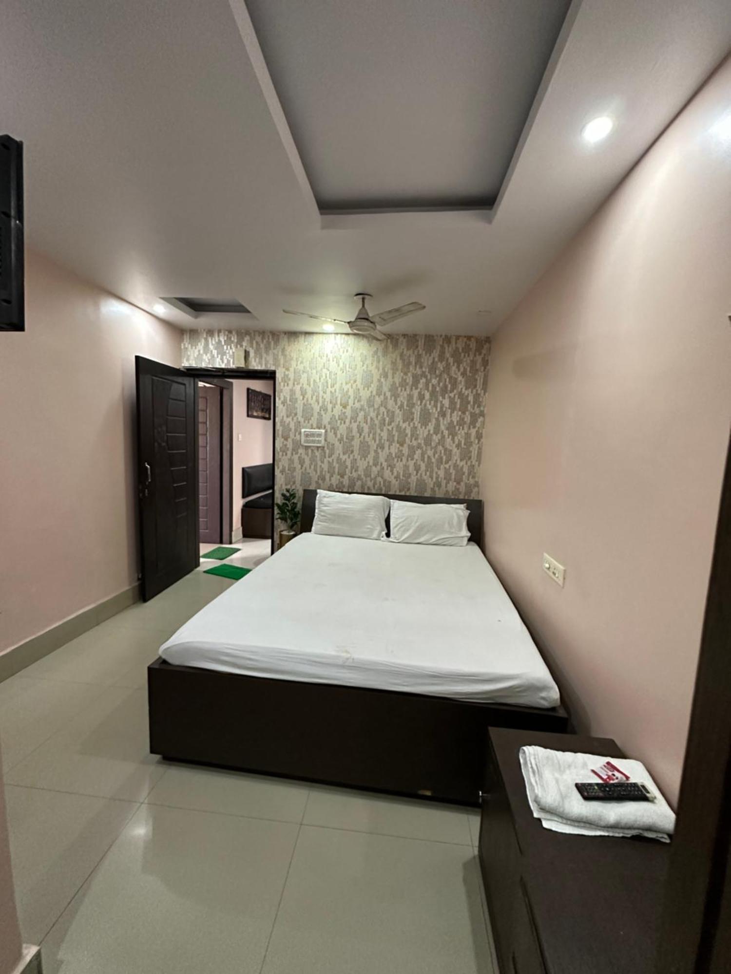 فندق Jagannath Residency And Prasadam كولكاتا المظهر الخارجي الصورة